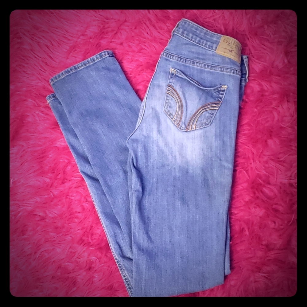 Hollister skinny jeans